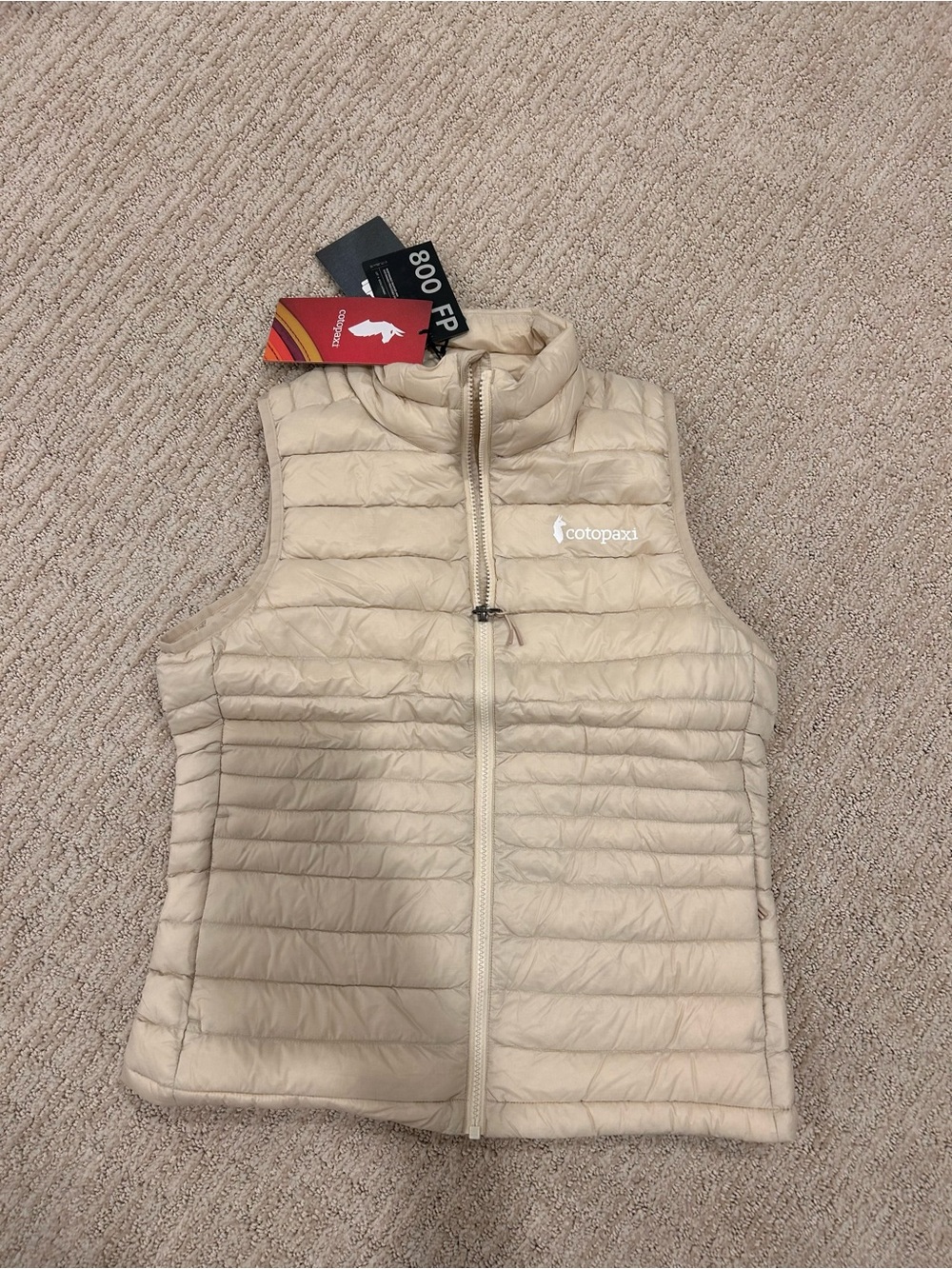 New Cotopaxi Women’s Fuego Down Vest in Cream